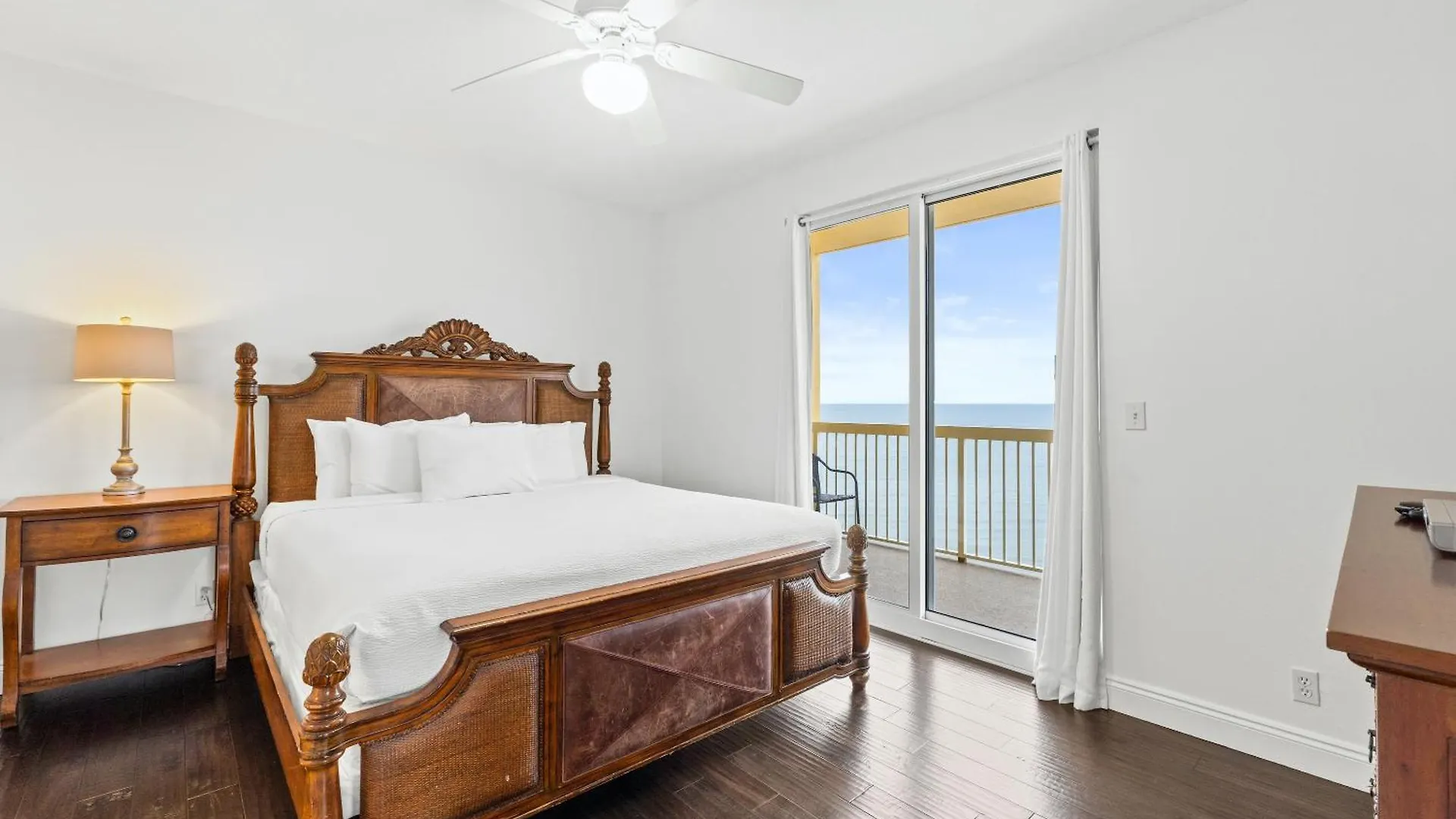 Apartment Calypso Beach Resort & Towers By Panhandle Getaways Panama City Beach United States