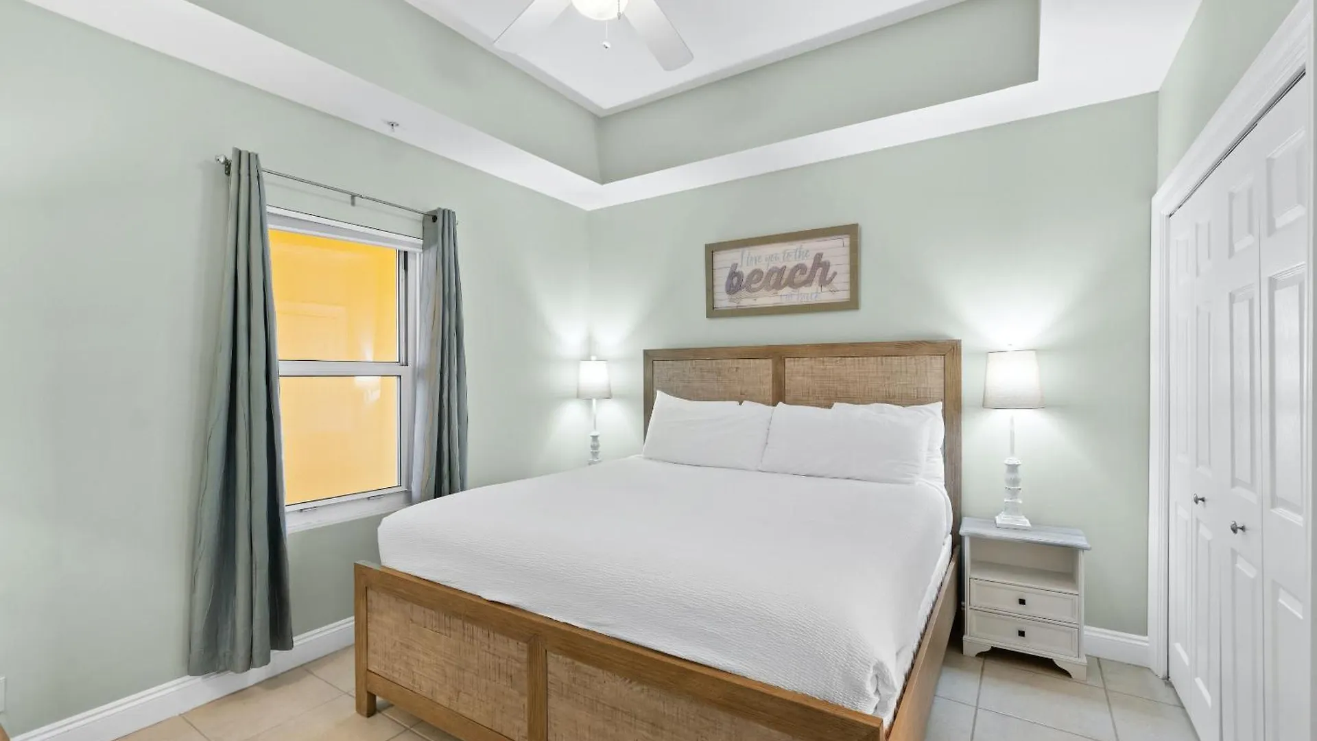 Calypso Beach Resort & Towers By Panhandle Getaways Panama City Beach Apartment