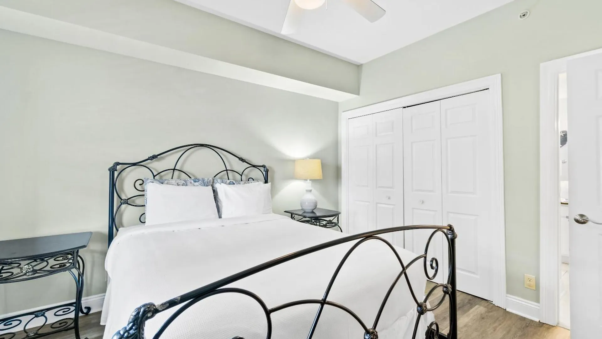 Apartment Calypso Beach Resort & Towers By Panhandle Getaways Panama City Beach United States